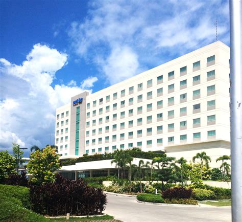 Hotels in Davao from P425 for 2024 .